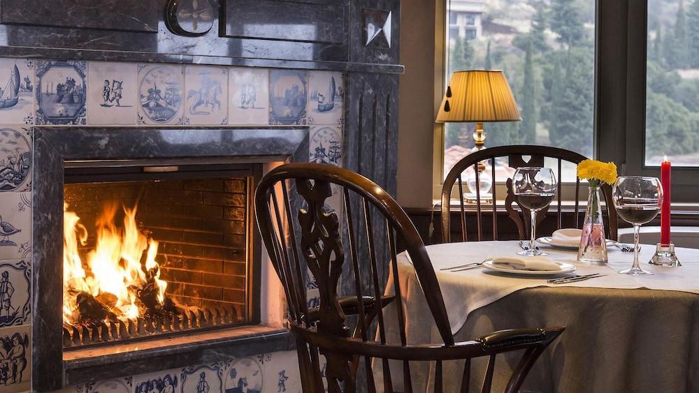 Aegli Arachova Hotel Eksteriør billede