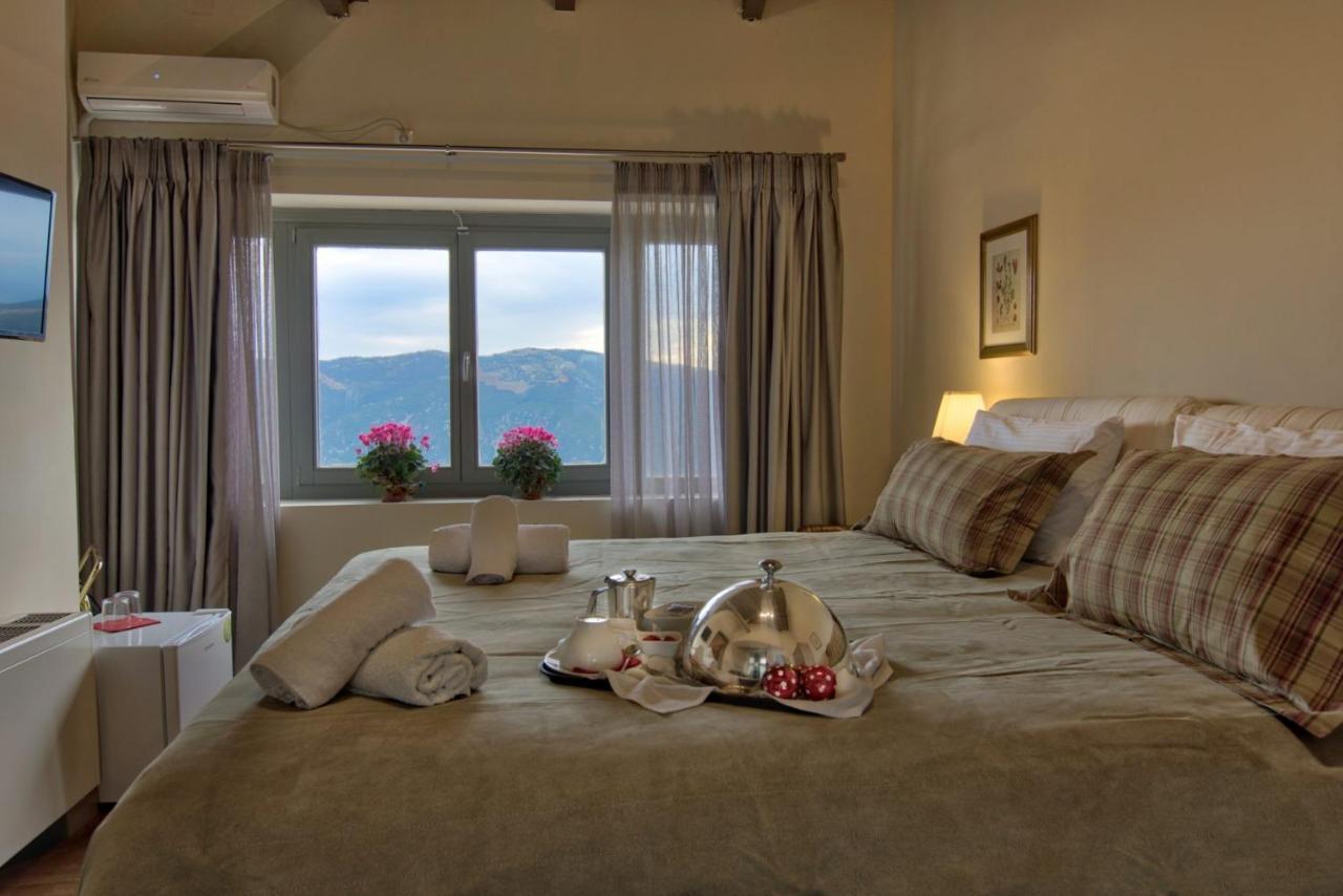 Aegli Arachova Hotel Eksteriør billede