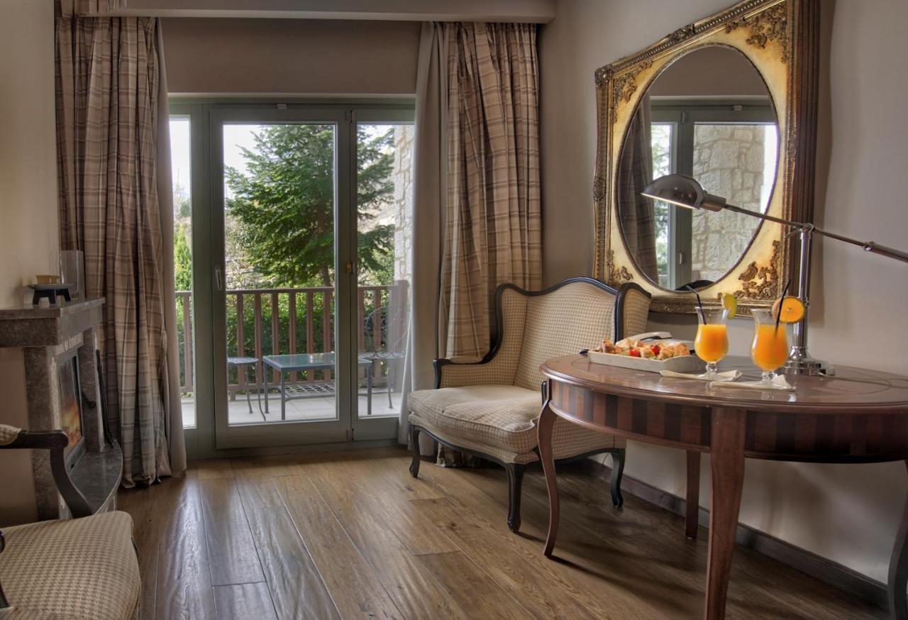 Aegli Arachova Hotel Eksteriør billede